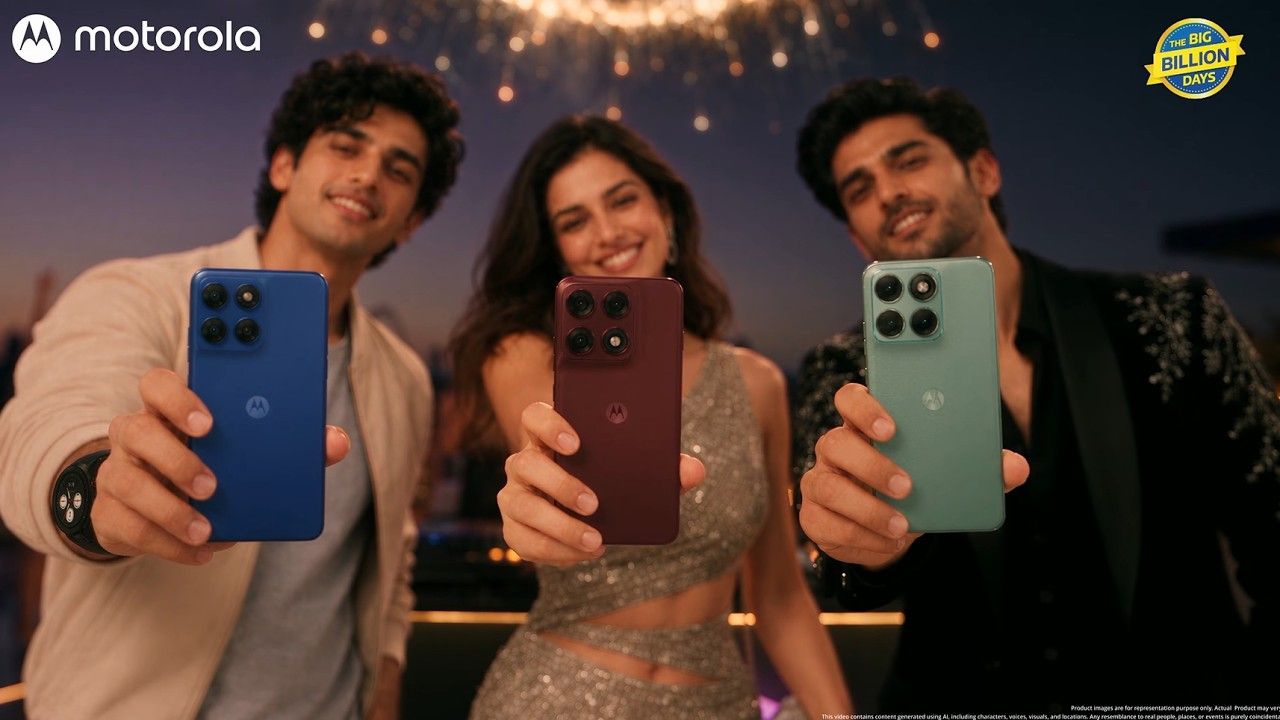 Motorola, It's the time to moto: Festive season 2026 ad